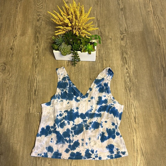 Pink Victoria’s Secret size medium Kansas City royals…. Tank top! SUPER CUTE!! - Picture 8 of 10